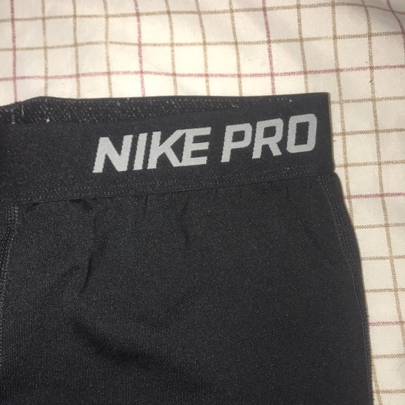 Nike Pro DrI-Fit Leggings - Picture 3 of 4